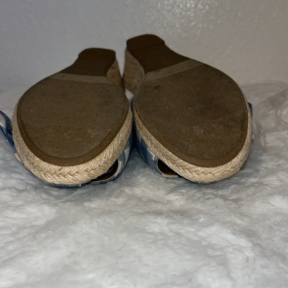Comfortview Zane’s sandals in very good used condition. - Picture 8 of 9